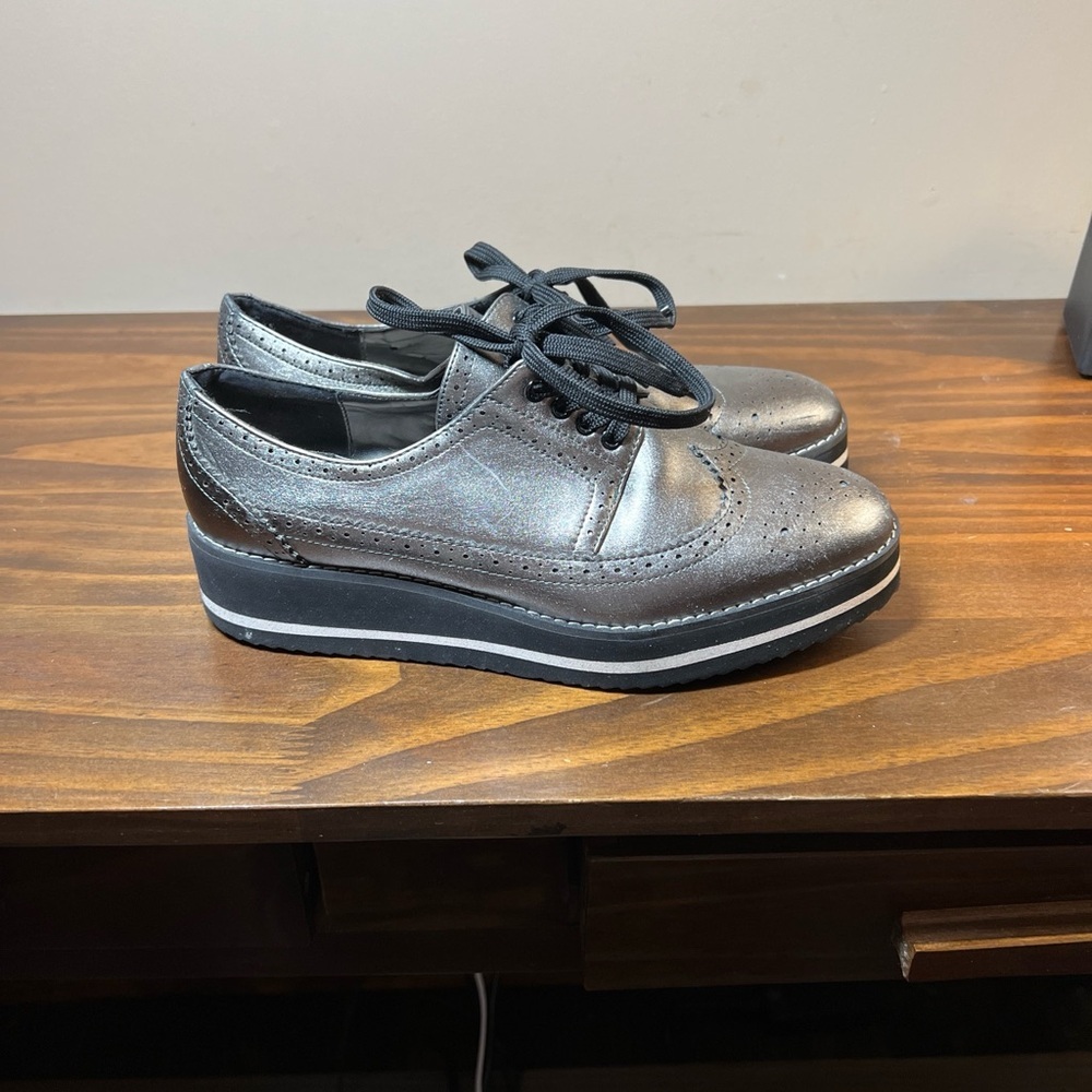 Zara Women Size 39 EU  7.5 US Gray/black